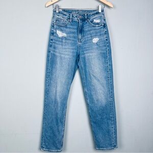 American Eagle MOM STRAIGHT JEANS Distressed size 2 women's Regular jeans